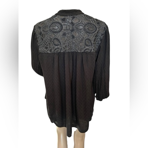 Free People Blouse Womens Canyon Rose Hi-Lo black button down embroidered Size S - Picture 3 of 11